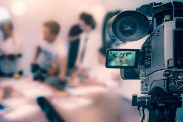 今年的“3.15”晚会，能让疯狂已久的直播带货冷下来吗？