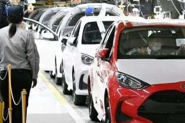 日本来自海外的知识产权收入锐减