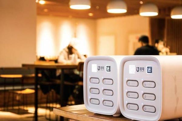 谁能打败共享充电宝？