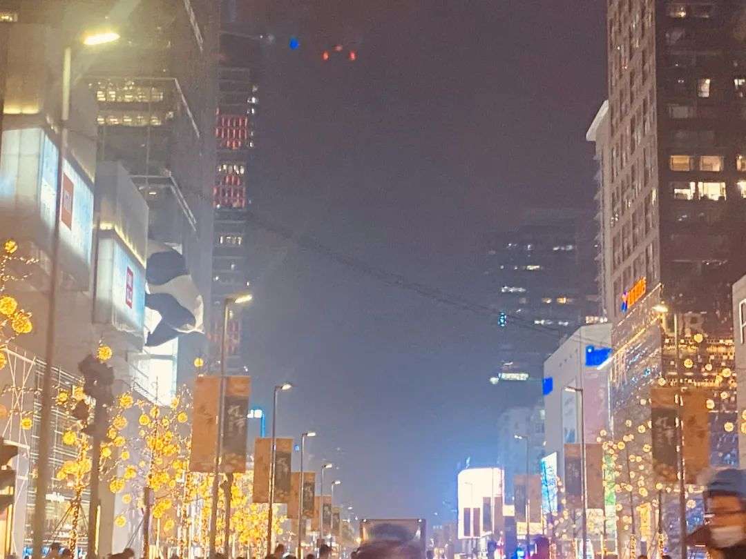 币圈90后挖矿四年：轻松年入百万，却也一念之间错失兰博基尼-36氪