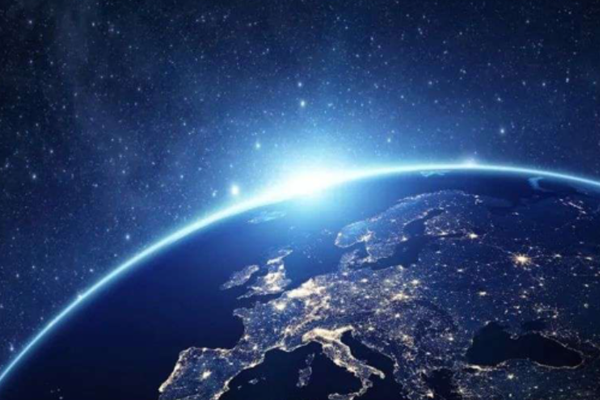 太空投资新风口：“软件即服务”敲开投资者的大门