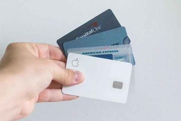一个「线上虚拟 POS 机」，怎么做出了千亿美元市值