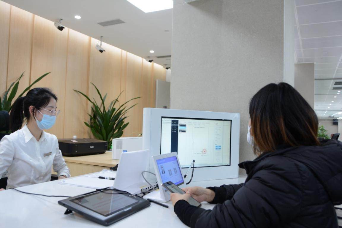 全市首个，两江新区推行企业电子印章应用