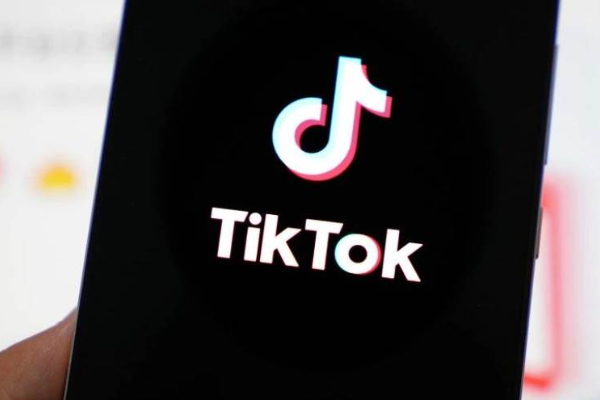 TikTok或推群聊功能，走社交化的路子行得通吗？