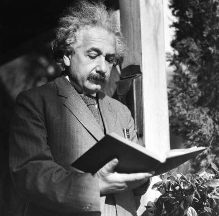 爱因斯坦最钟意嘅这几本书，暗含‌佢嘅思维方式