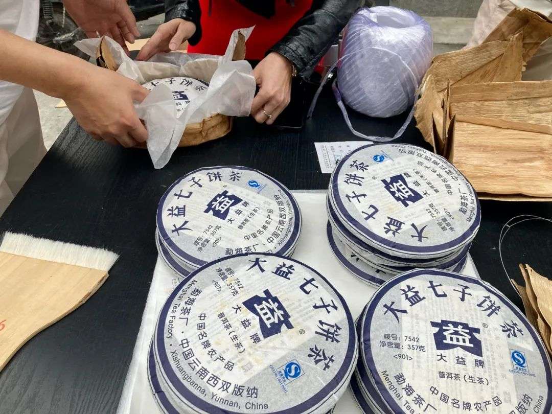 一件茶卖6500万，谁在炒作大益茶？