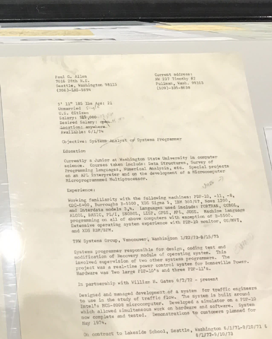 乔布斯 1973 年求职申请表曝光，拍出 222400 美元高价