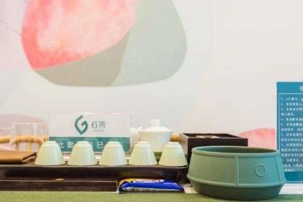 仅靠三张茶桌单月流水56万？揭秘共享茶室的赚钱之道