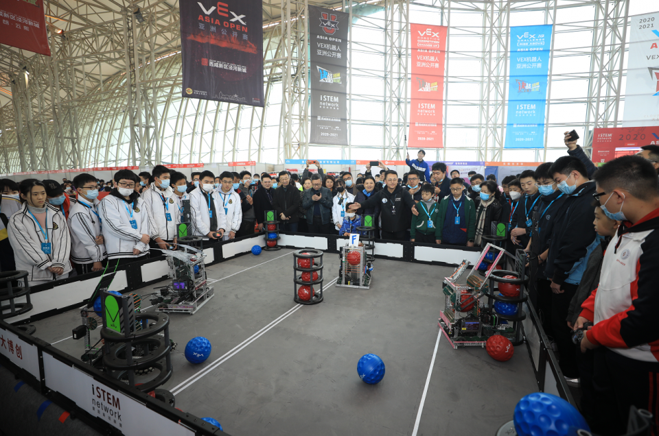 vex机器人亚洲公开赛在泾河新城开幕
