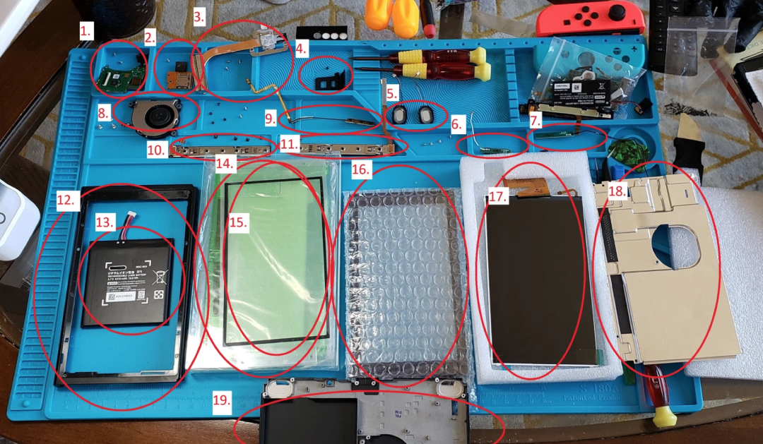 原机型650%大小，美国小哥DIY世界最大的Switch，高清可玩，按键手柄都能使用