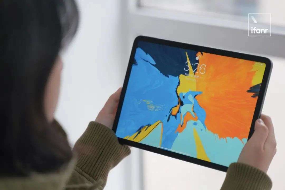 不烧屏、不伤眼，iPad Pro要用上嘅这块新屏幕会系显示嘅未来吗？