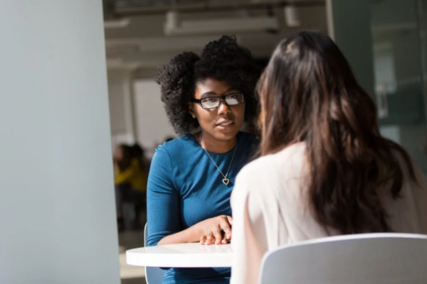面试时，如何做让人印象深刻的自我介绍