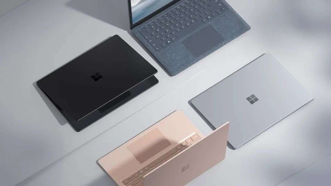 微软发布 5 款新品：时隔一年半嘅新 Surface 笔记本、耳机和针对「疫情」嘅 3 款配件
