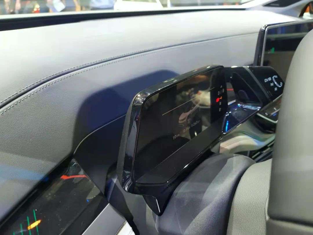 在上海车展上，我们看到了汽车行业的三个历史转折点