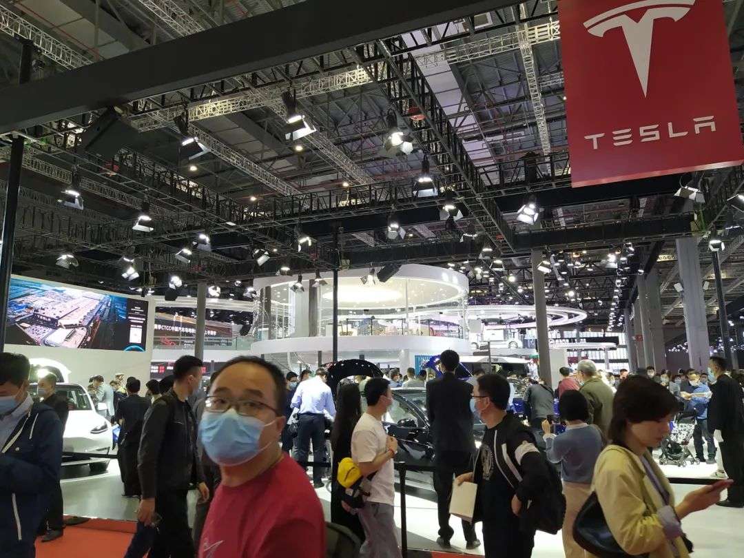 在上海车展上，我们看到了汽车行业的三个历史转折点