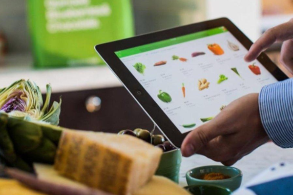 抢占“种草”生意，淘宝也想造一个“小红书”？