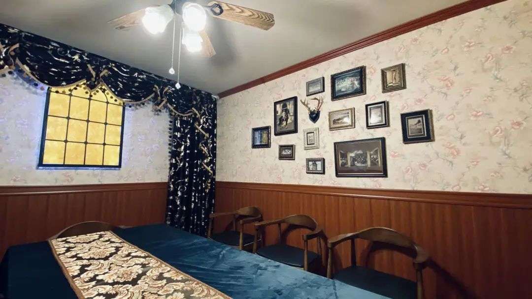 从传统密室到剧本杀，解密世界的新宠？