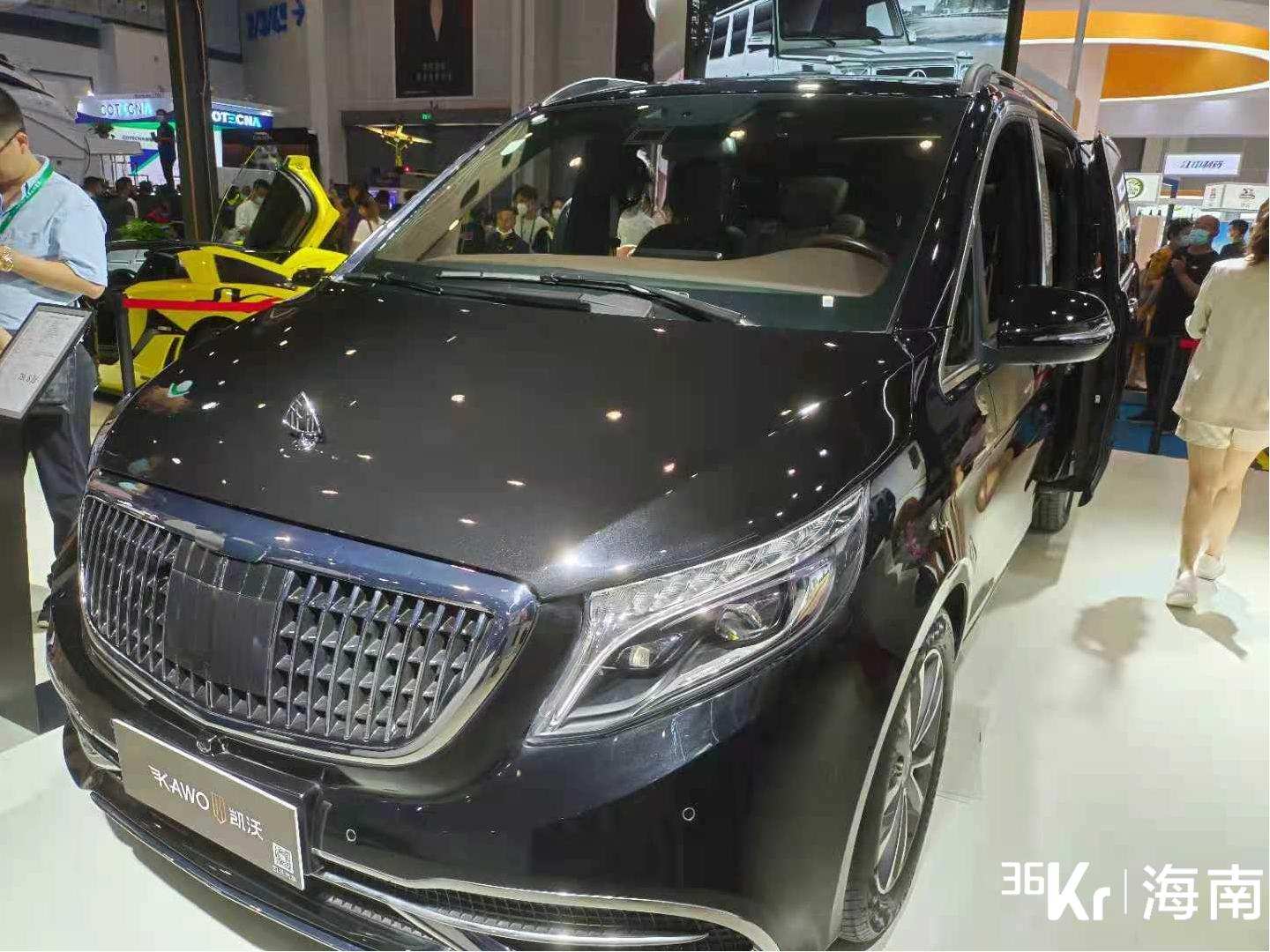 关注消博会 | 凯沃系列车展——奔驰商务改装v260迈巴赫