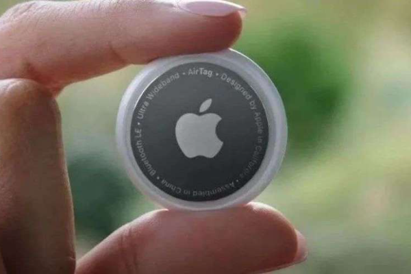 AirPods 只能占据你的耳朵，AirTag 的野心却是整个世界-36氪