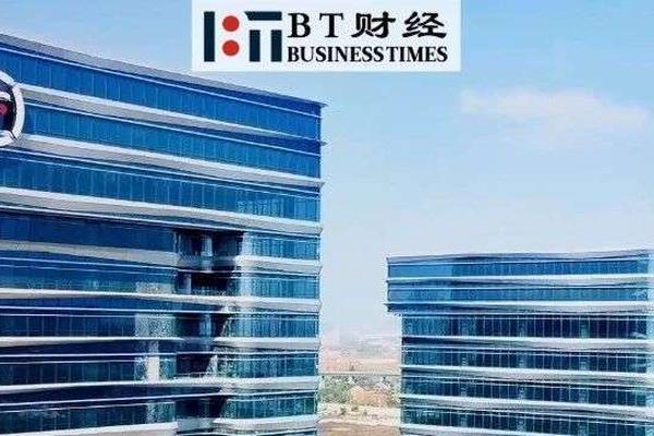 顺丰，不搞房地产的不是好快递