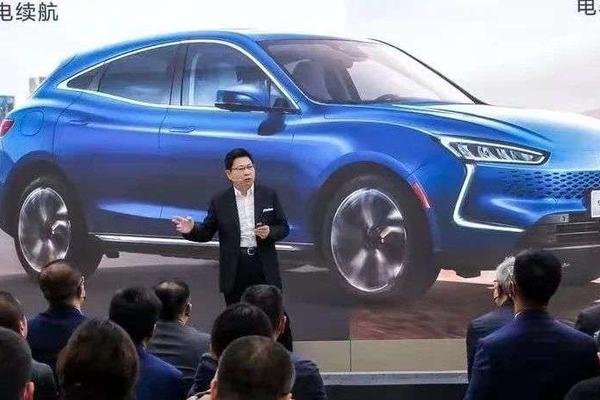 余承东卖车，纠结与调和