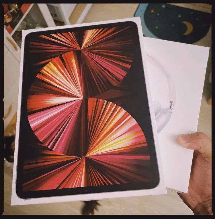 新款iPad Pro和AirPods Max：一想到为它们花了1万块，我就后悔了