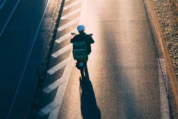 远望资本田鸿飞：破解平台抽佣的困局