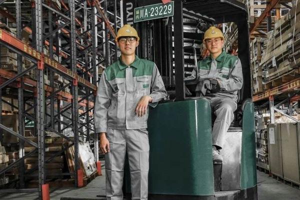 超80000㎡自建数字化仓储、全球集采100%品牌率、ORM严选模式，生活家家居全方位打通整装供应链系统