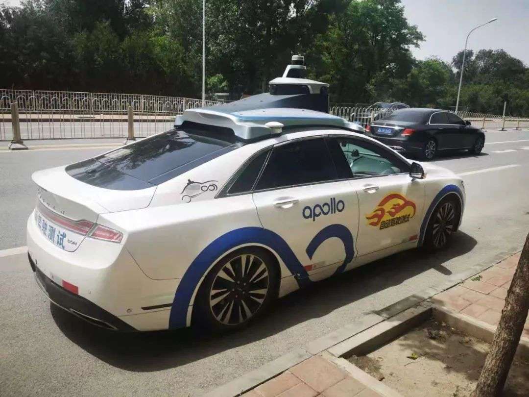 Robotaxi 困局