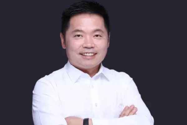 49岁退伍军人卖菜，要去IPO敲钟了