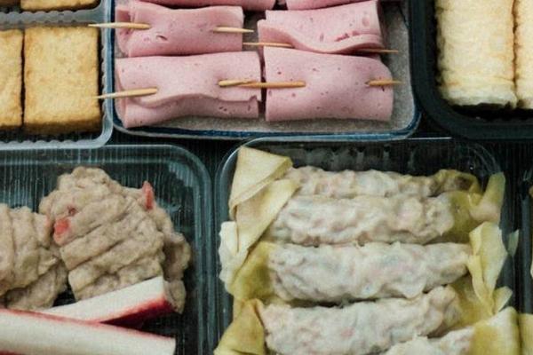 多家贤合庄倒闭，谁是明星餐饮的头号韭菜？