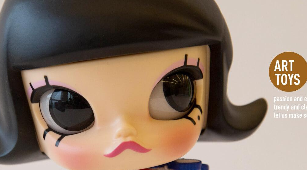 玩盲盒的泡泡玛特，美妆零售盒里究竟藏有什么“秘密”？