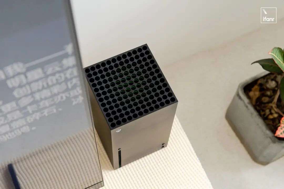 微软 Xbox Series X 主机体验：畅玩 3A 游戏小菜一碟，XGP 会员服务才是亮点
