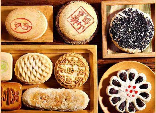 国潮点心铺，俘获不敢吃甜食的年轻人