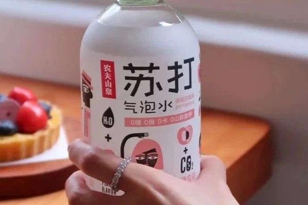 喝过“福岛白桃味”气泡水，农夫山泉还甜吗？