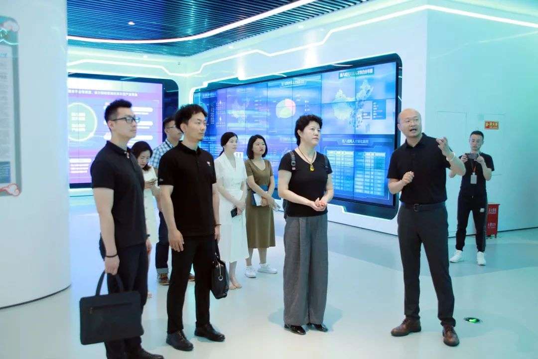 八戒知识产权宣布与重庆邮电大学达成战略合作，聚众智共同助推行业发展
