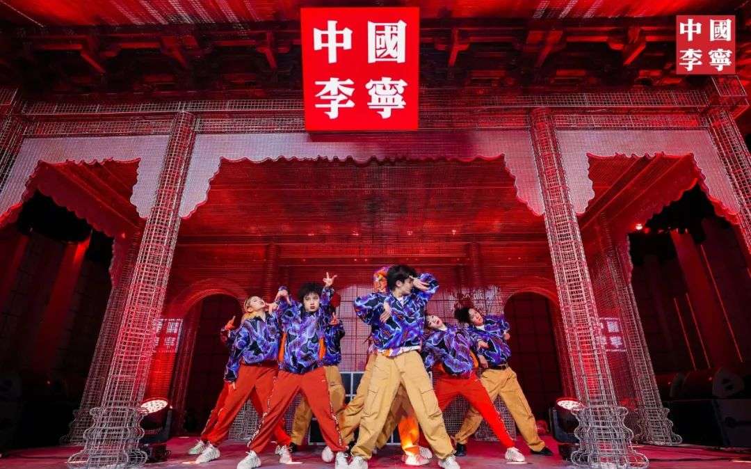 市值蒸发3000亿，农夫山泉的“营销消亡史”