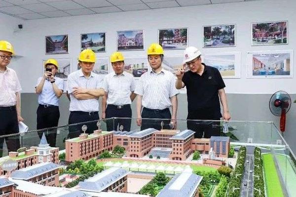 陈辉调研能源金贸区重点项目建设进展和自贸区建设发展情况