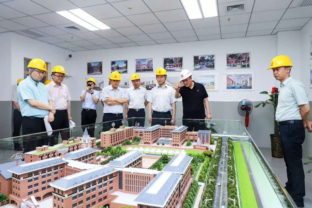陈辉调研能源金贸区重点项目建设进展和自贸区建设发展情况