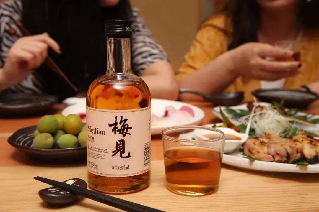 低度酒的风，茅台也得跟