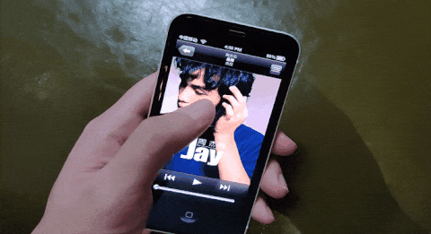 Is iPhone 4 and iPod Classic actually "resurrected"?