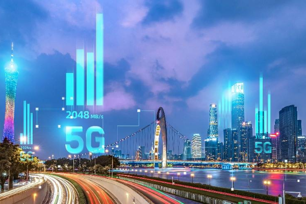 全国首条5G“黑科技”城轨电车上线，iPhone SE 3或支持5G | 36氪5G创新日报0720