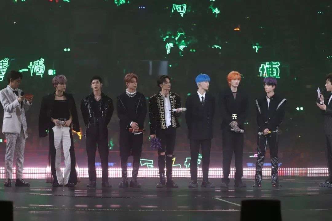 十二年赌来一片绿海 偶像一姐 杜华该醒了 详细解读 最新资讯 热点事件 36氪