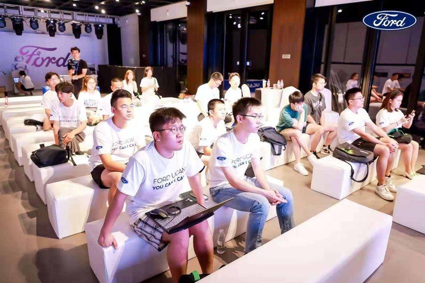 不止社会责任,118岁的福特要为年轻人的「创新梦」赋能