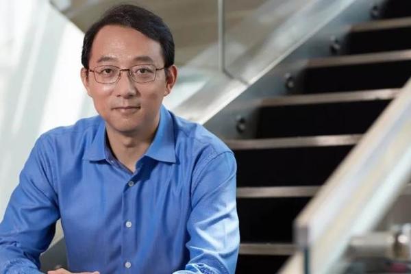 洪小文卸任，复旦校友、微软首席科学家周礼栋博士升任微软亚研院长