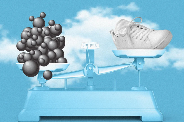 你排队买来的鞋，也许正被一家公司“算计”着