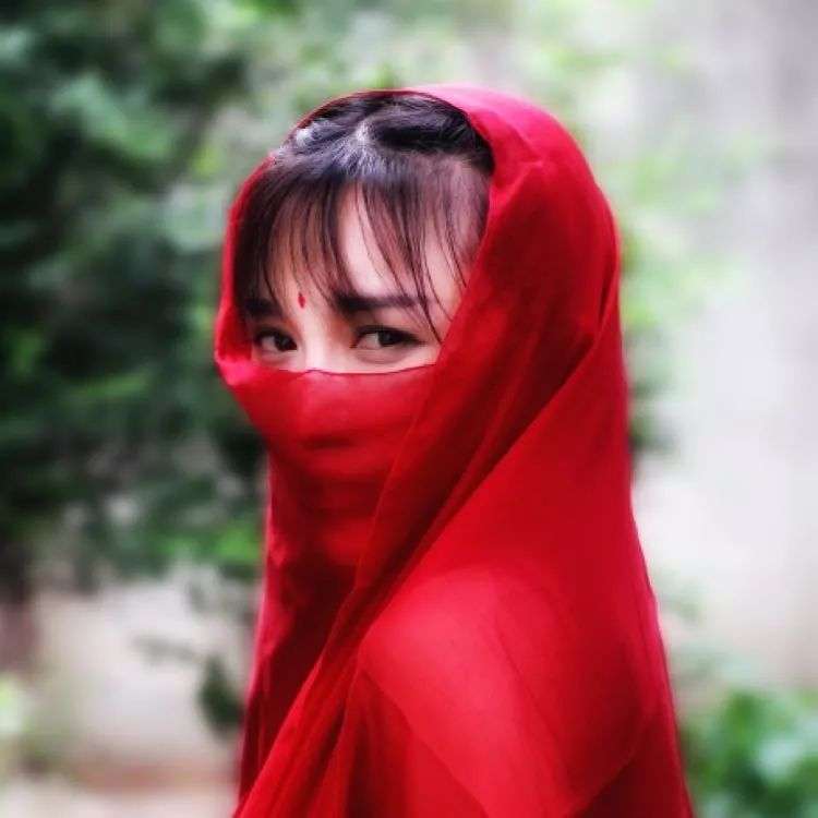 字节投李子柒，为了螺蛳粉？