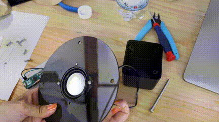 暴躁扫地机器人“口吐芬芳”火出圈，精通三国语言擅长东北话