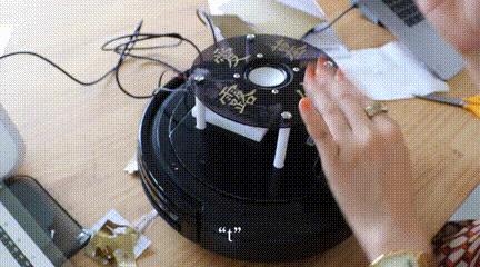 暴躁扫地机器人“口吐芬芳”火出圈，精通三国语言擅长东北话