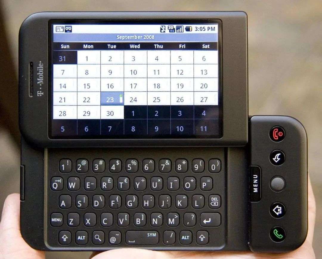 在这里，11 年前发布的 iPhone 4 才是最「热门」产品